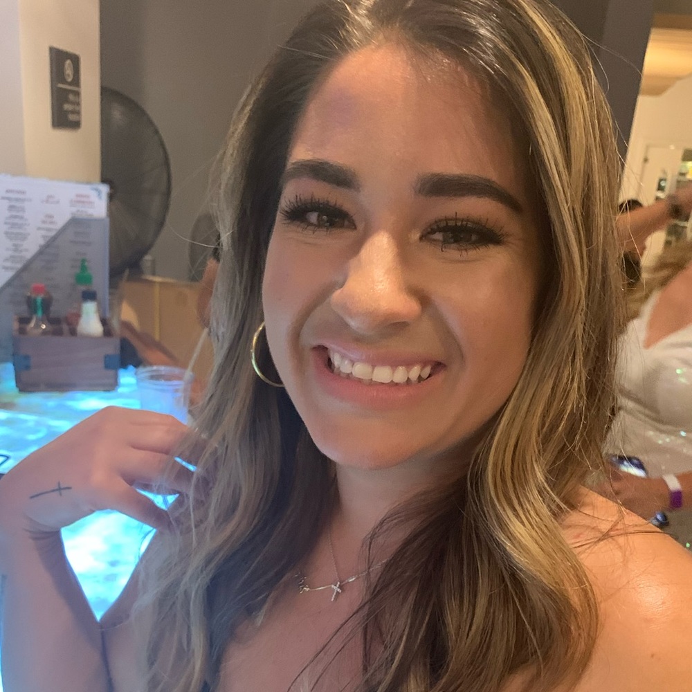 Meet your Posher, Brielle